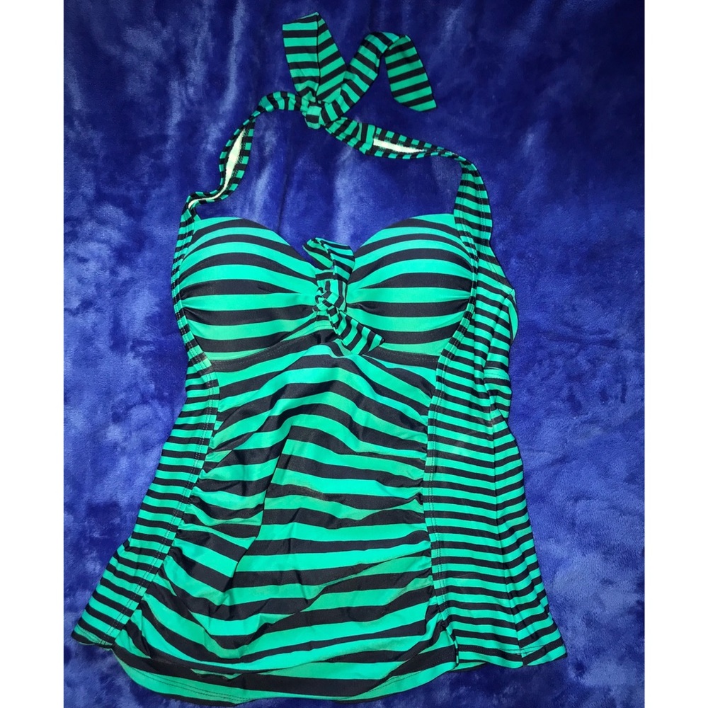 Women's Swimsuit Top